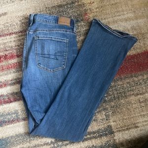 Size 8 American Eagle flare leg jeans